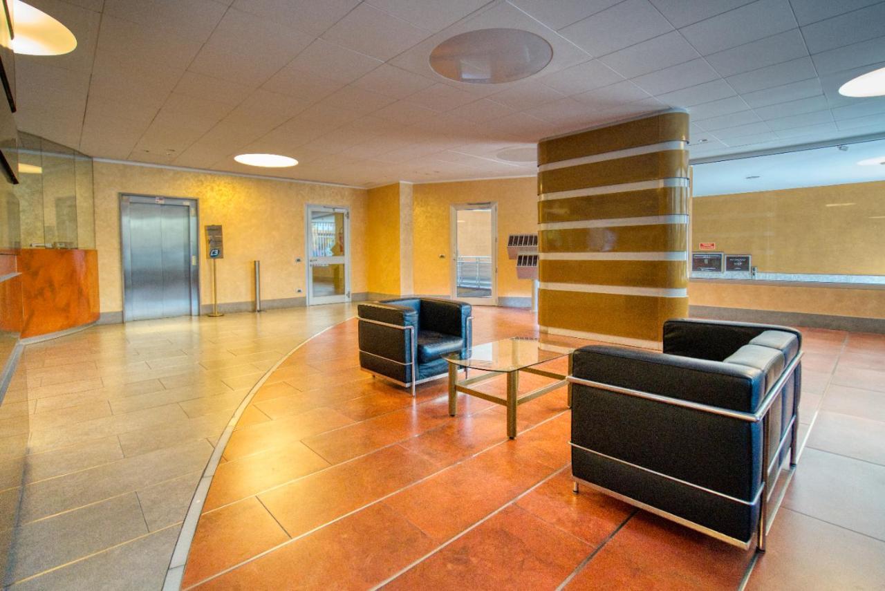 Caseospitali - Cherenel, Bilocale Vicino Mm2 Apartment *